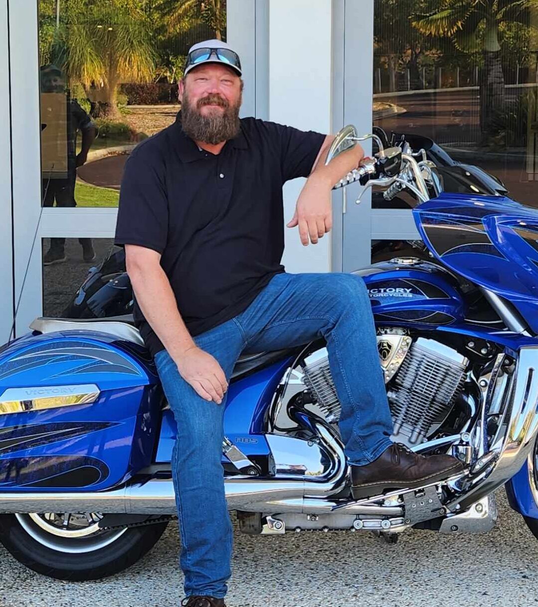 Travis big blue beard Travis big blue beard
